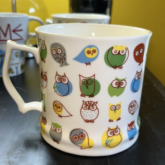Gracie China owl mug by Coastline Imports 14 oz. Dishwasher & microwave safe - Picture 4 of 7